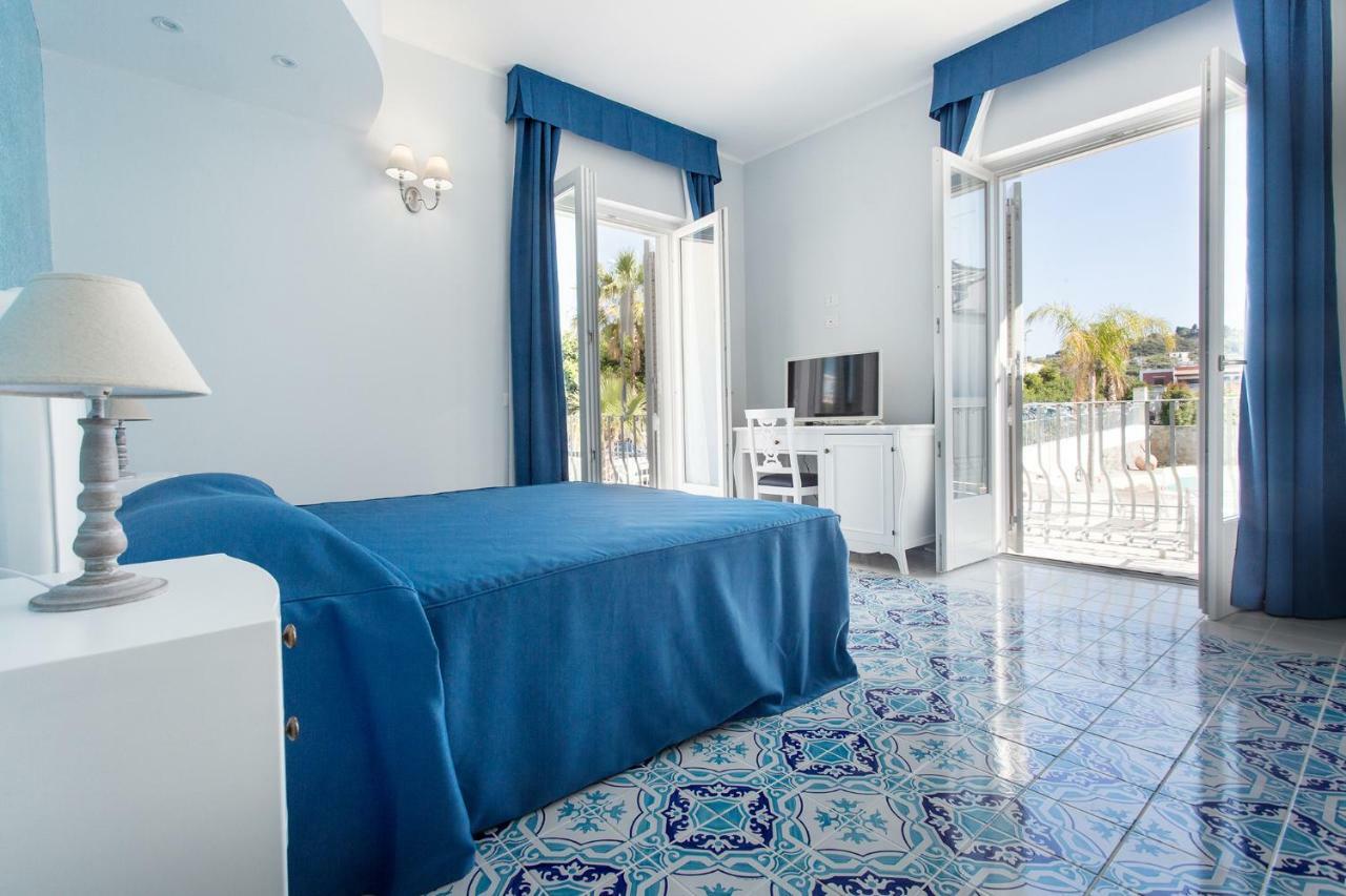 Odysseus Hotel Lipari  Exterior photo
